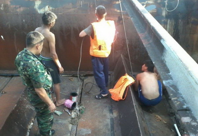 Попал под баржу (+видео)