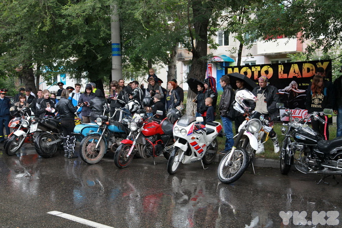 Празднуем вместе с Астаной (+фото)