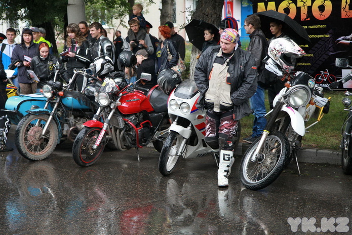 Празднуем вместе с Астаной (+фото)