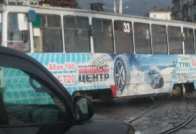 Тележка соскочила