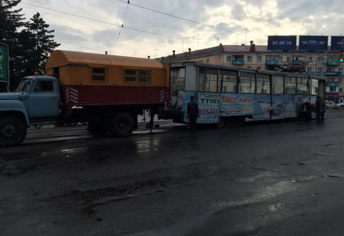 Тележка соскочила