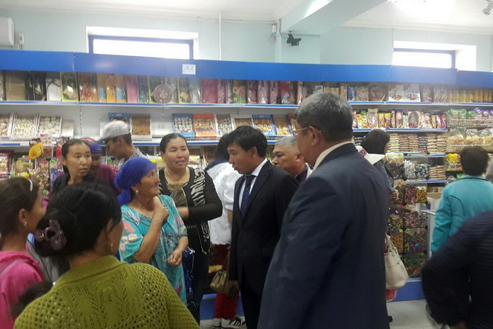 Сдали школу