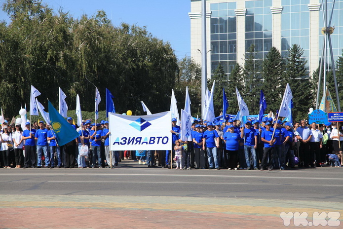 Все празднуют (+фото)