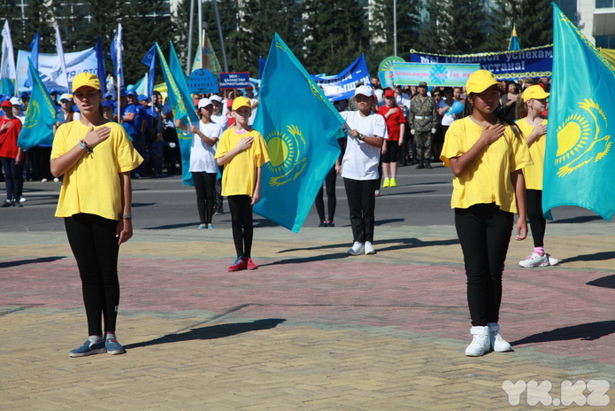 Все празднуют (+фото)