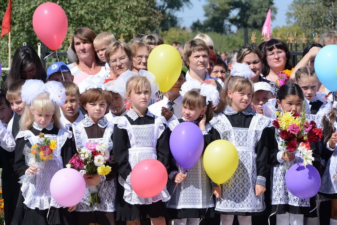 В новые школы