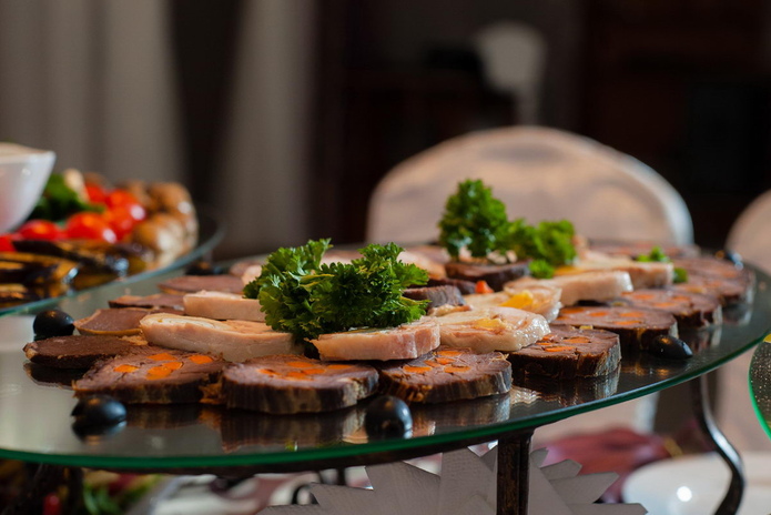 Вопрос обсуждается