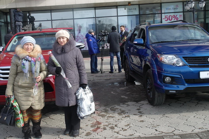 Цветы – дамам - PR