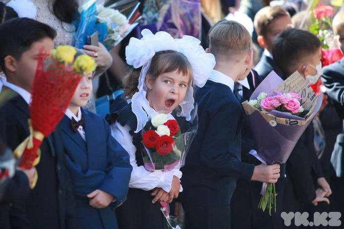 С новым, учебным (+фото)