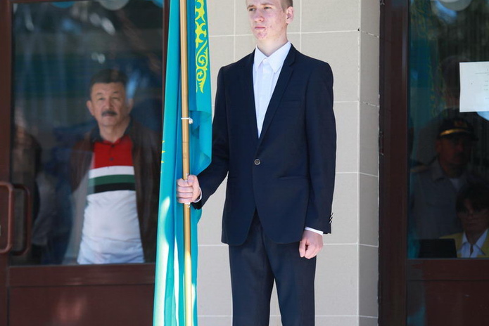 С новым, учебным (+фото)