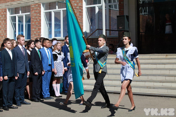 С новым, учебным (+фото)