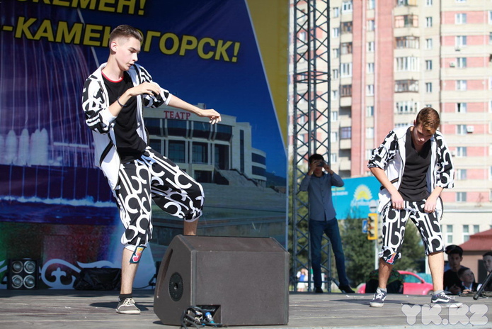 Танцуют все (+фото)