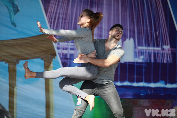 Танцуют все (+фото)