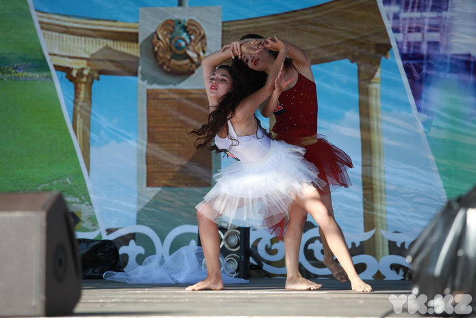 Танцуют все (+фото)