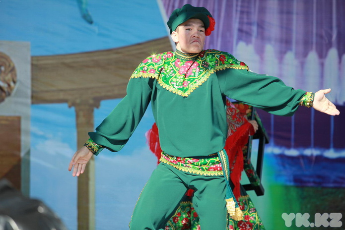 Танцуют все (+фото)