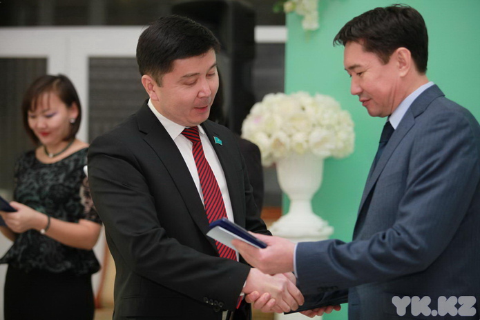 Медали достойным