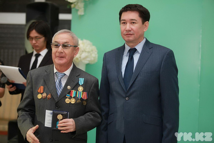 Медали достойным