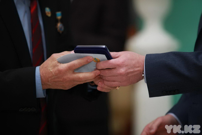 Медали достойным