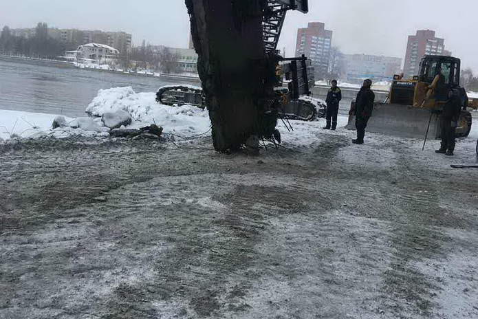Куда роняют мост