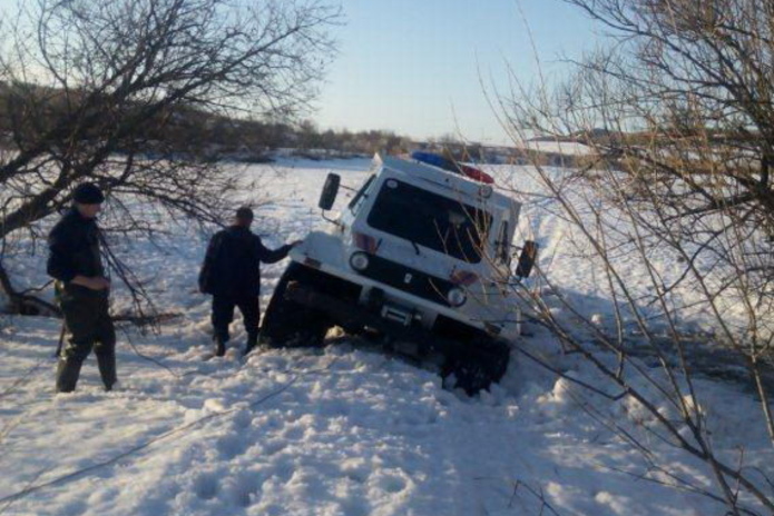 Вода не пускала