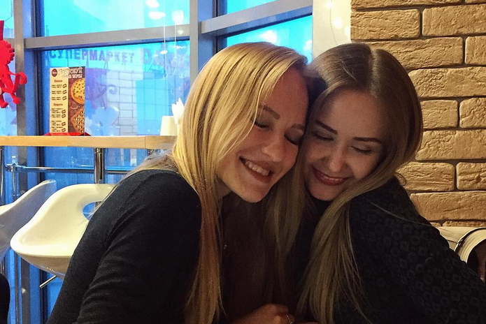 100 бесплатных чашек кофе - PR