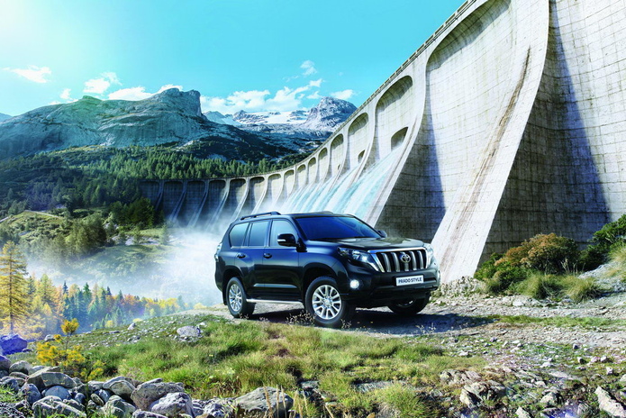 Обновленные автомобили TOYOTA 2017- PR