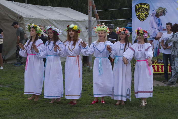 Костры и хороводы