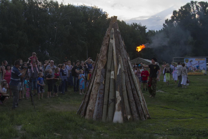 Костры и хороводы