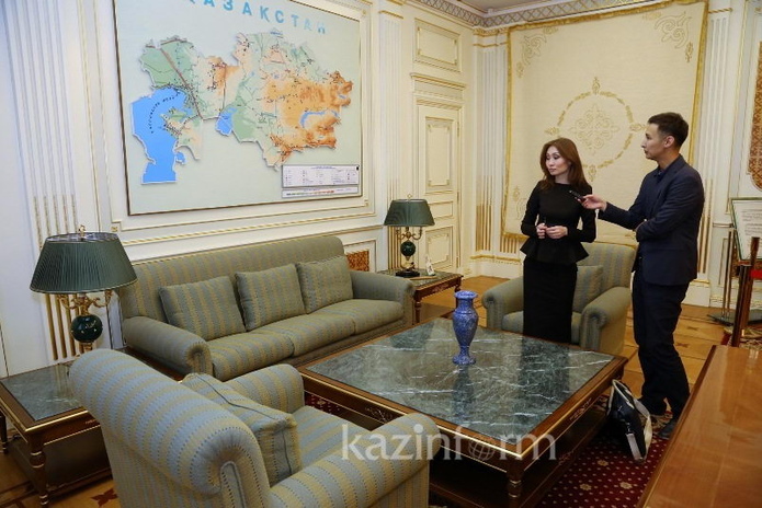 Где работает президент