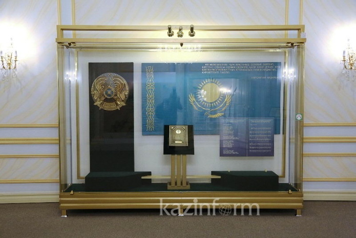 Где работает президент