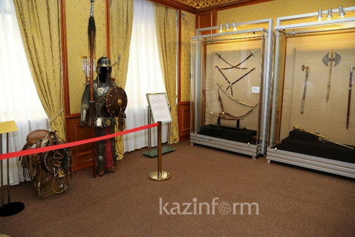 Где работает президент