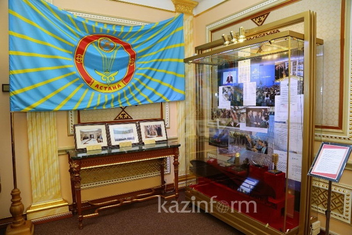 Где работает президент