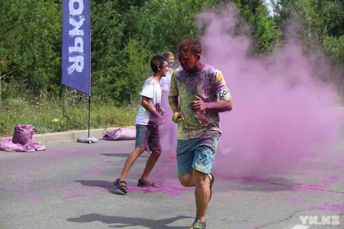 Яркий забег (+фото)
