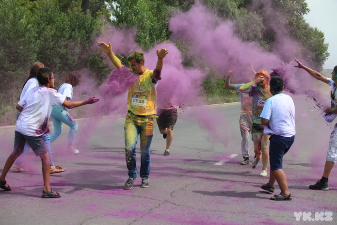 Яркий забег (+фото)
