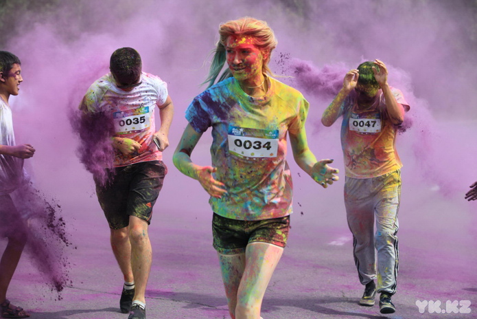 Яркий забег (+фото)