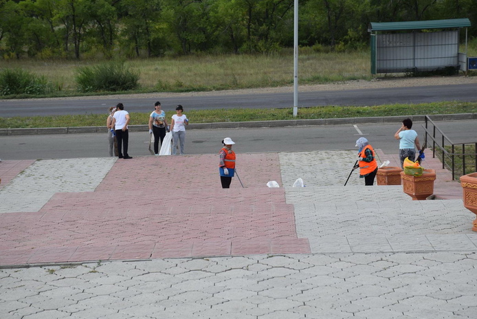 Не сидел в кабинете