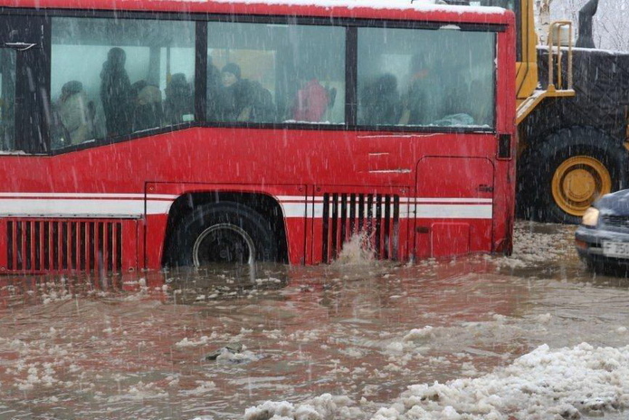 Кругом вода