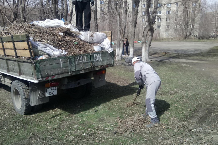 Уборка после зимы