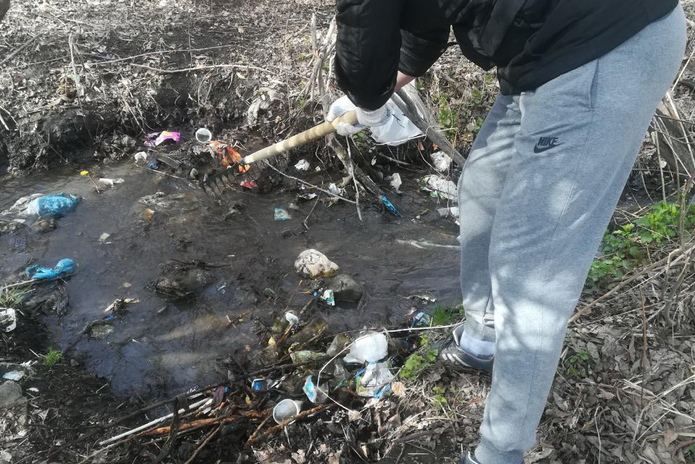 Уборка после зимы