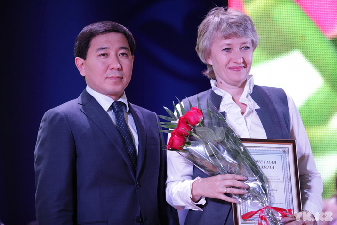 Учителя празднуют