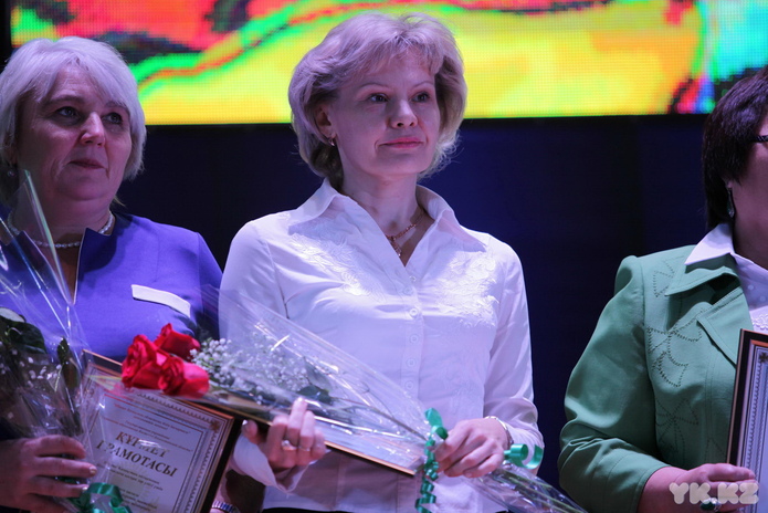 Учителя празднуют