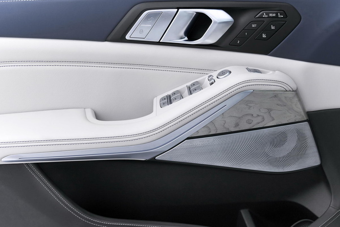 Новый BMW X7 в Казахстане - PR