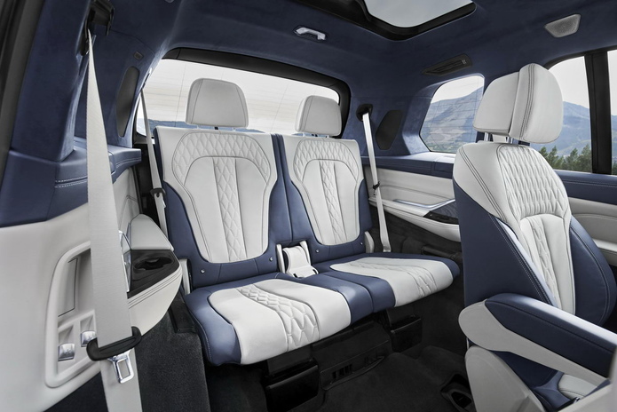 Новый BMW X7 в Казахстане - PR