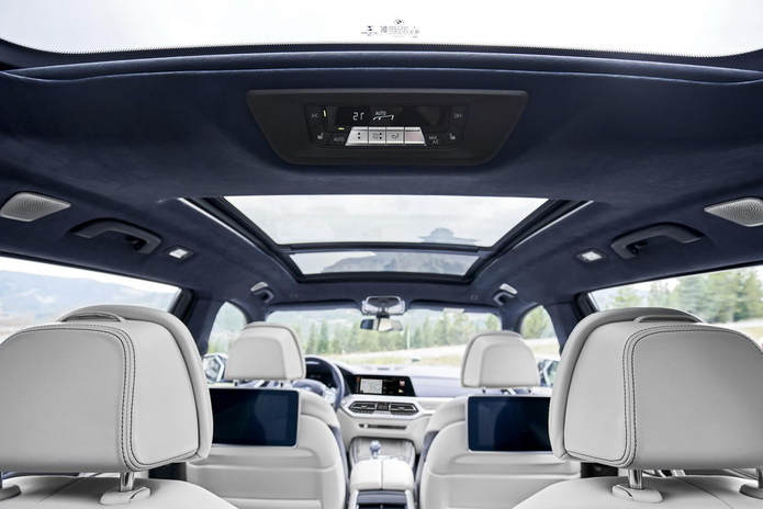 Новый BMW X7 в Казахстане - PR