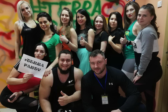 Спортивный лагерь и  скидки от сети фитнес-клубов 