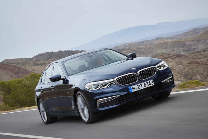 BMW 5 серии: динамика в бизнес-классе - PR