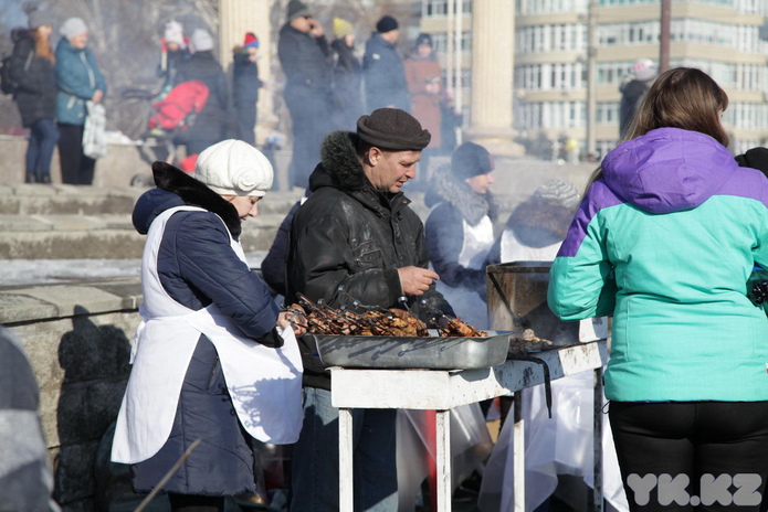 Не сдавалась