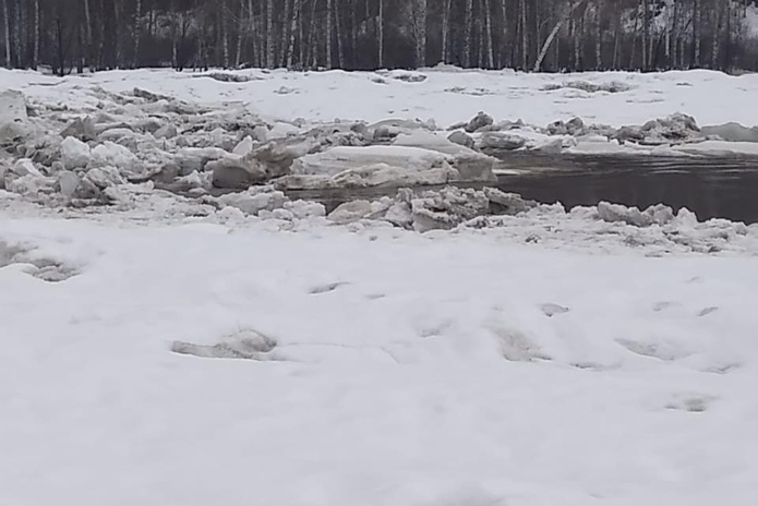 Начался ледоход