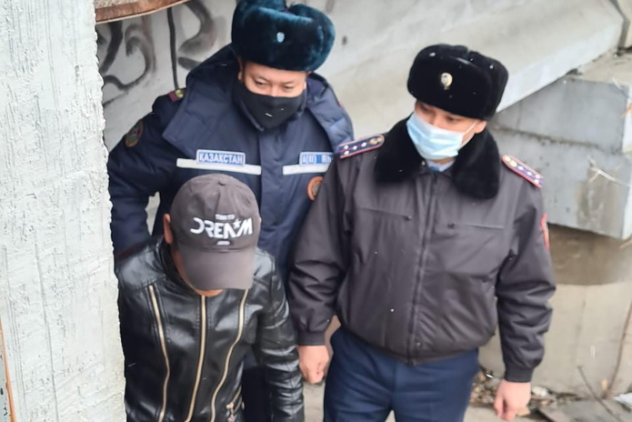 Отправляют в приемники