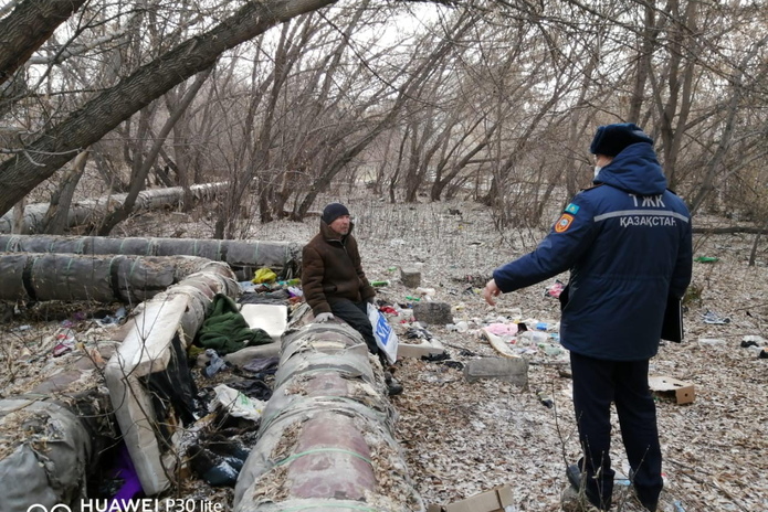 Отправляют в приемники