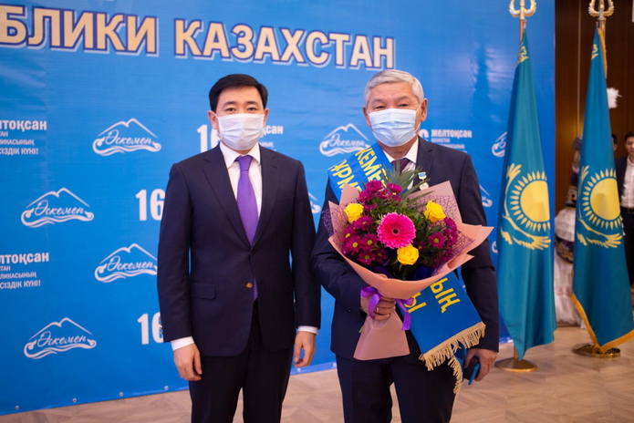 Состоялось награждение жителей нашего города, которые внесли ощутимый вклад в его развитие